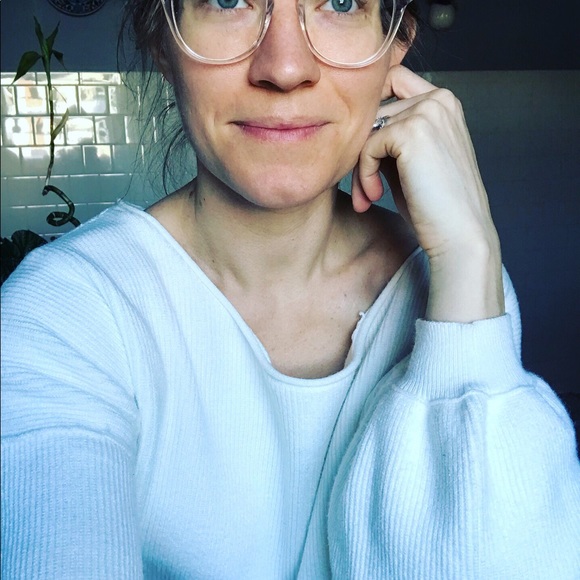 Meet your Posher, Gaia! - Picture 3 of 7